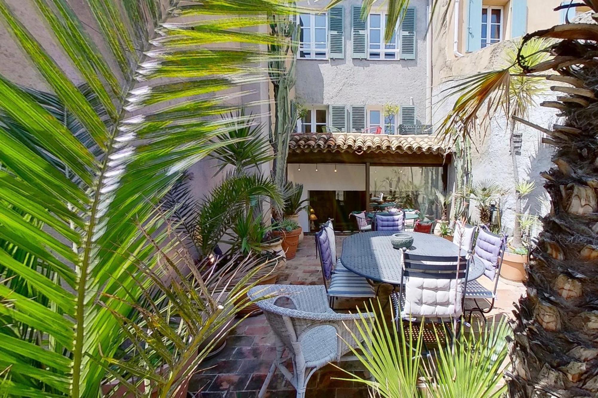 La Maison Du Prince Grimaud Exteriör bild